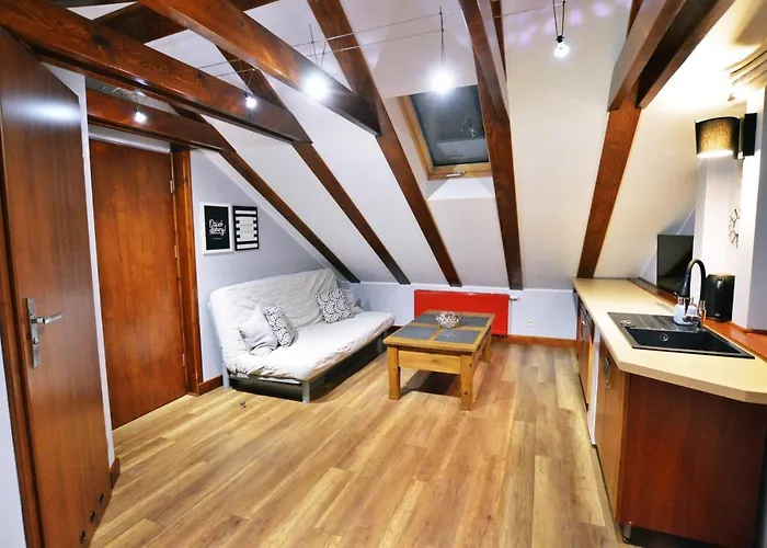 ホームステイ Lena