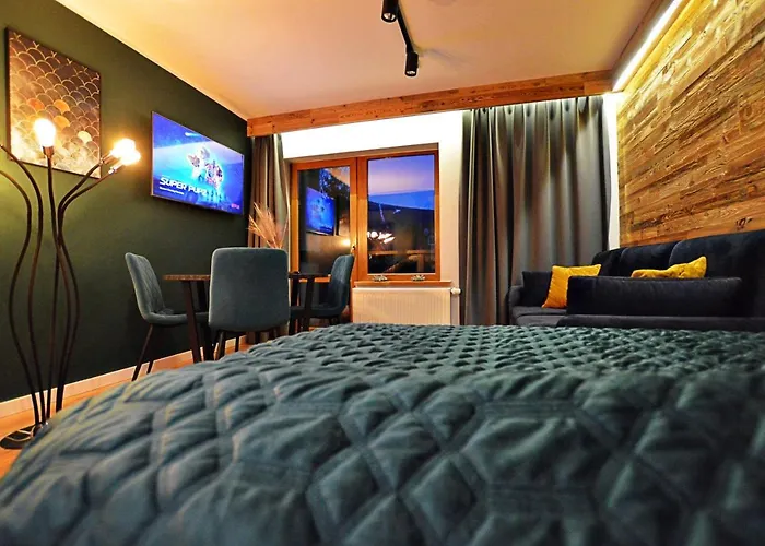 ホームステイ Lena シクラルスカ・ポレンバ