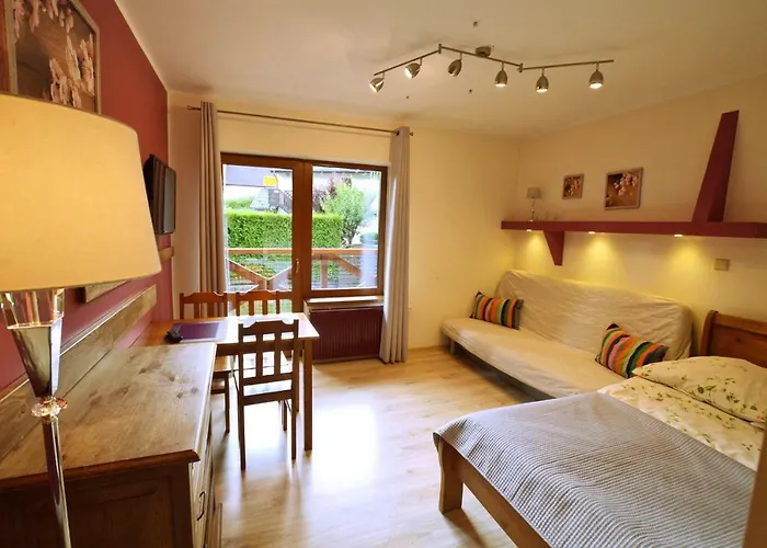 ホームステイ Lena *