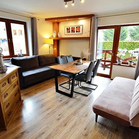 Lena * Sklářská Poruba